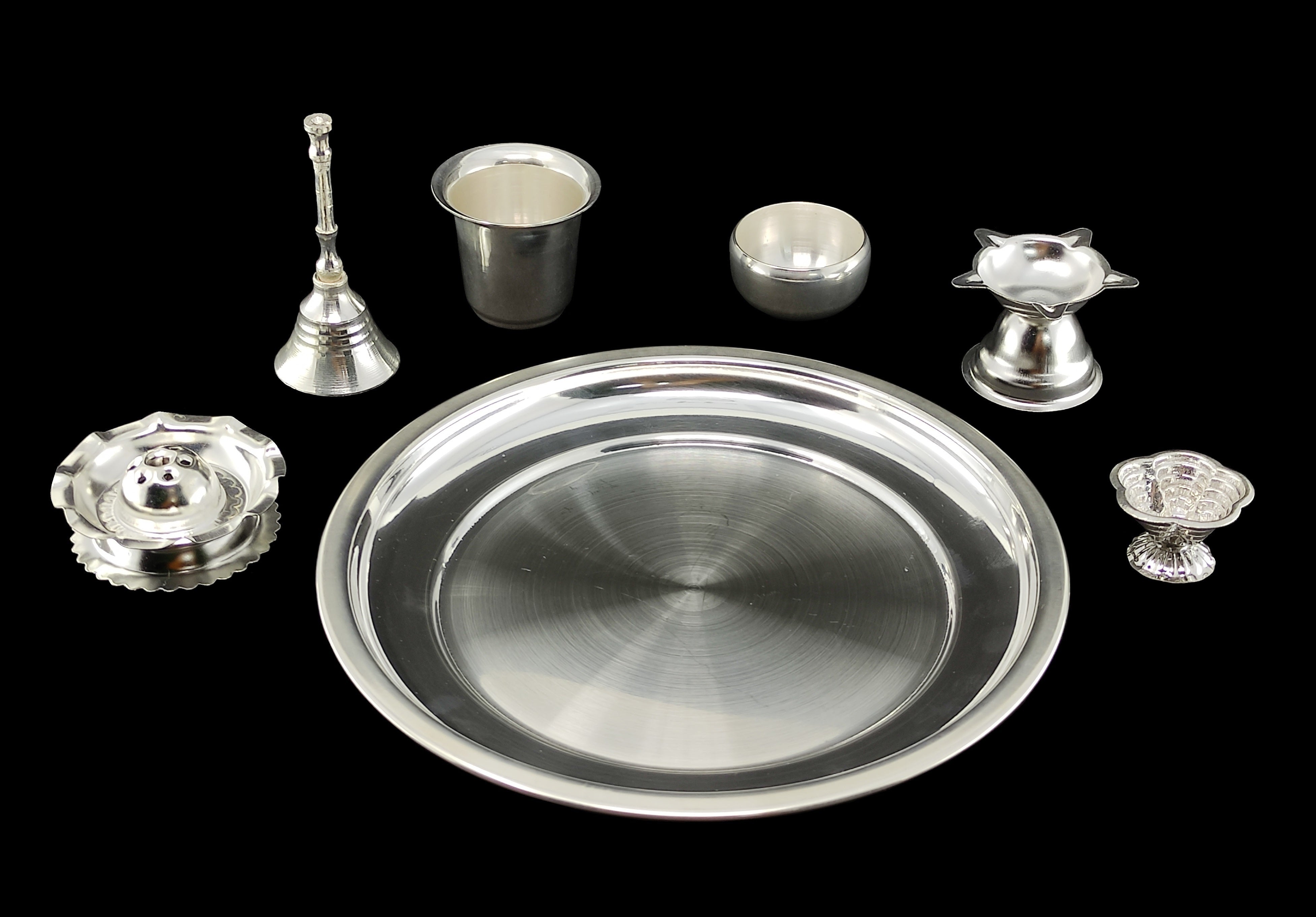 BENGALEN Silver Plated Pooja Thali Set 7 Inch with Plate Diya Glass Bowl Dhup Dan Ghanti Kumkum Holder Puja Decorative Items for Home Mandir Office Wedding Return Gift Items