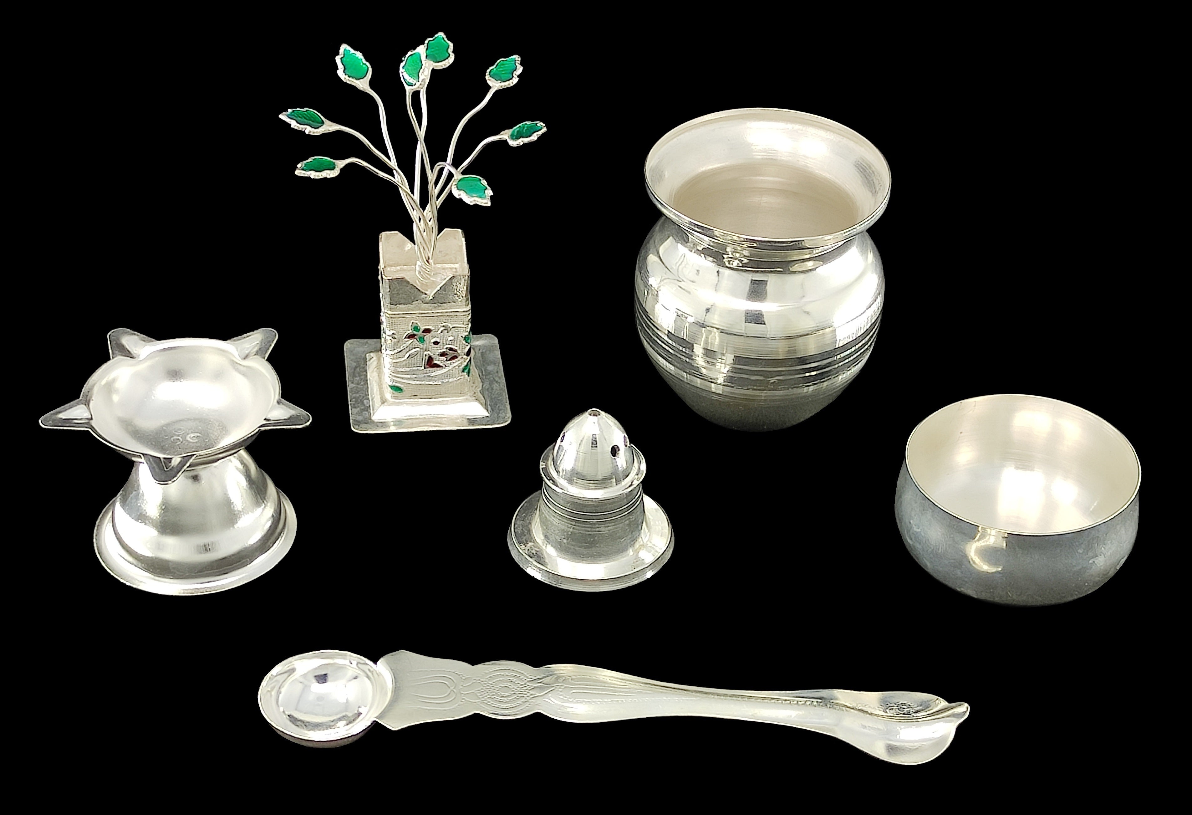 BENGALEN Silver Plated Pooja thali Set 7 Inch Plate Agarbatti Stand Diya Tulsi Idol Kalash Palli Bowl Puja Thali for Diwali Home Mandir Office Wedding Return Gift Items