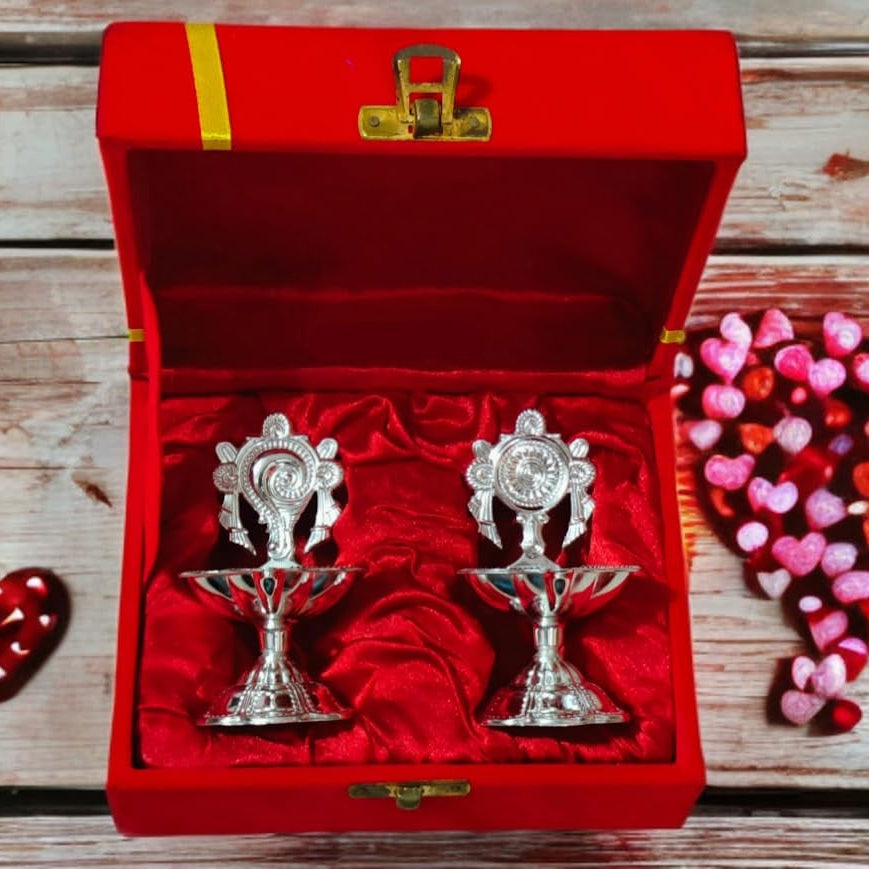 Shankh Chakra Diya Set