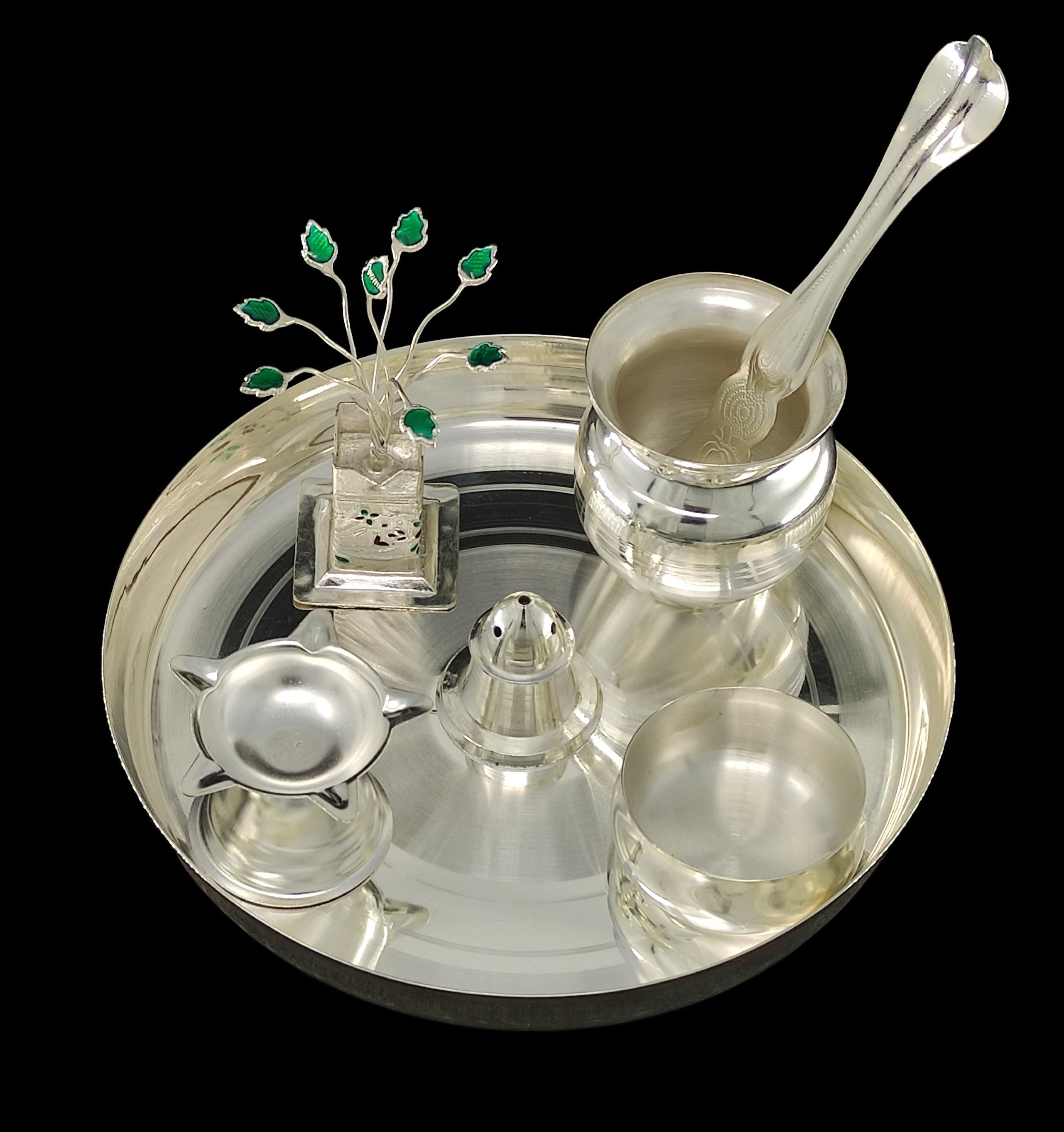 BENGALEN Silver Plated Pooja thali Set 7 Inch Plate Agarbatti Stand Diya Tulsi Idol Kalash Palli Bowl Puja Thali for Diwali Home Mandir Office Wedding Return Gift Items