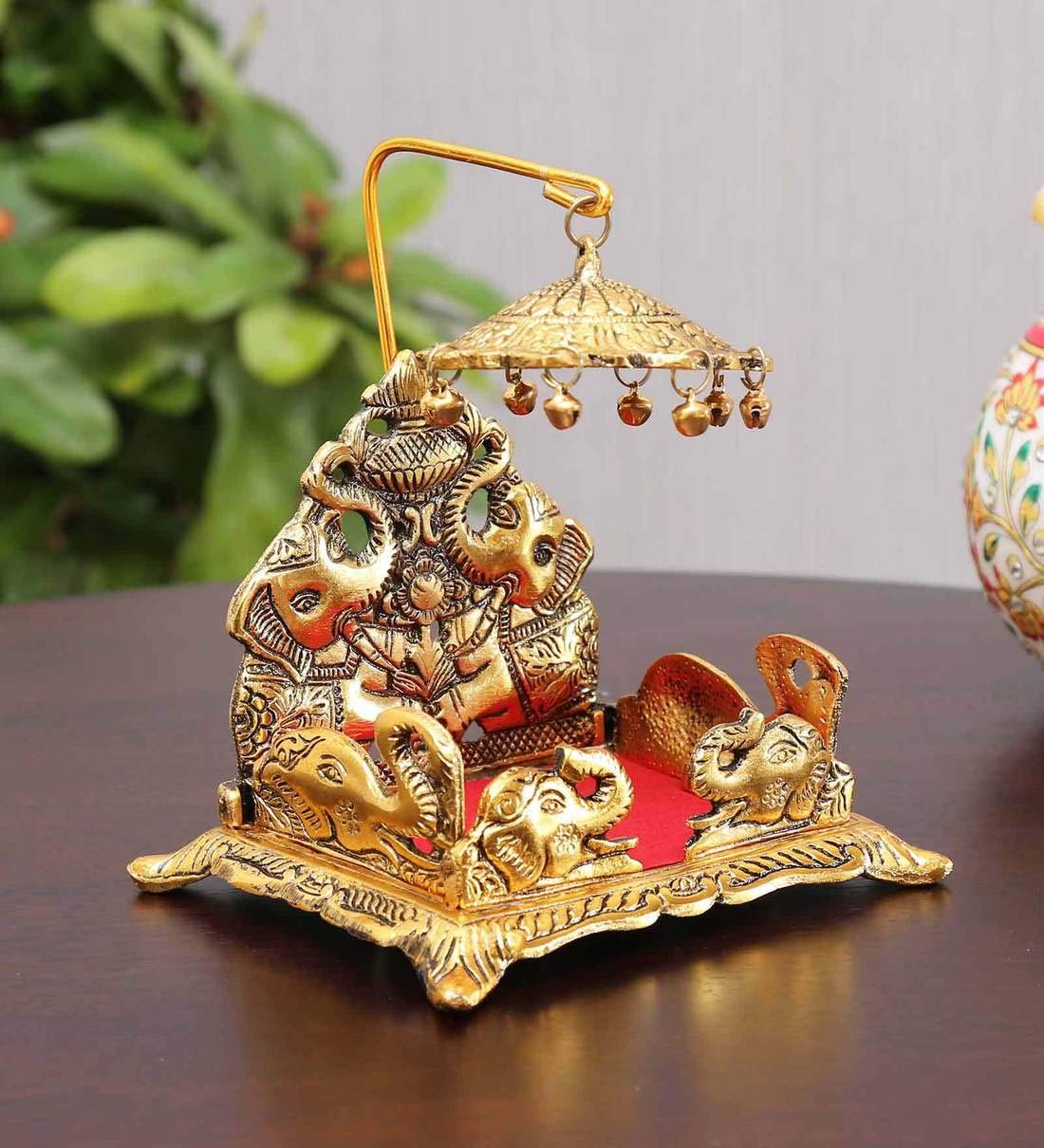 Bengalen Metal Gopal Singhasan Idol, Standard, Gold