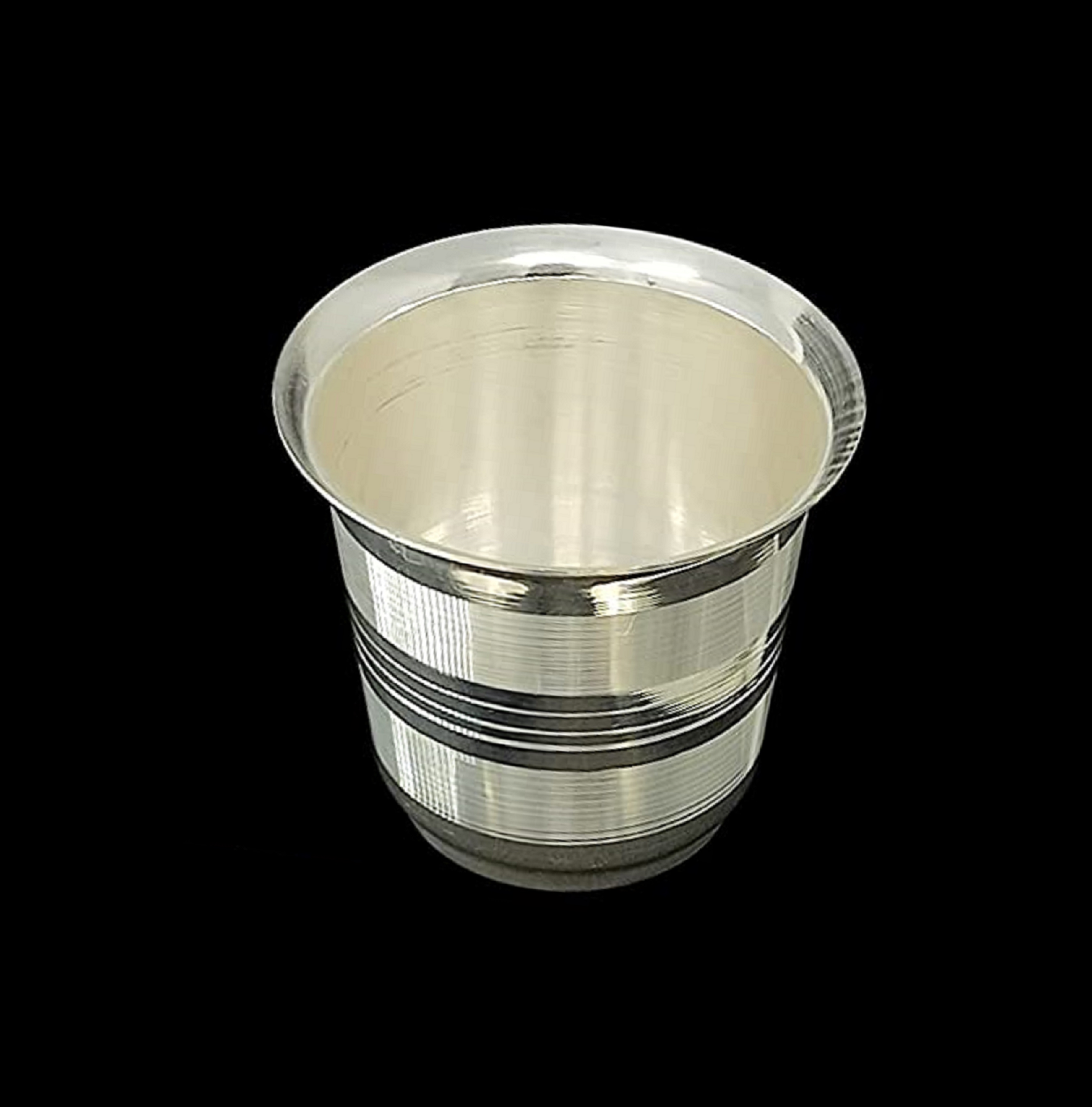 Bengalen Silver Plated Mayuri Glass for Home Temple, Pooja Article for Gift, Glass for Poojan Purpose, Decorative Glass for Housewarming